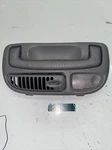 02 Kia Sedona Rh Right/passenger Side Handle W/air Vents Light Oem OK552 51 310. Fixed Price $10.00.