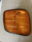 Oem 1982-1991 Mercedes-benz C126 560SEC Right Passenger Corner Marker Light Lamp. Fixed Price $95.00.