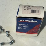 Genuine Acdelco Gm L212-2 Interior Courtesy Dome Bulbs 9431809 New Oem Qty:. Fixed Price $14.99.